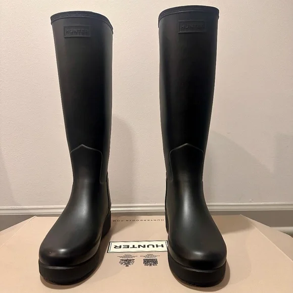靴 HUNTER WOMENS REFINED CREEPER TALL 38 Hunter Original Refined Creeper Tall Rain Boots Black Matte